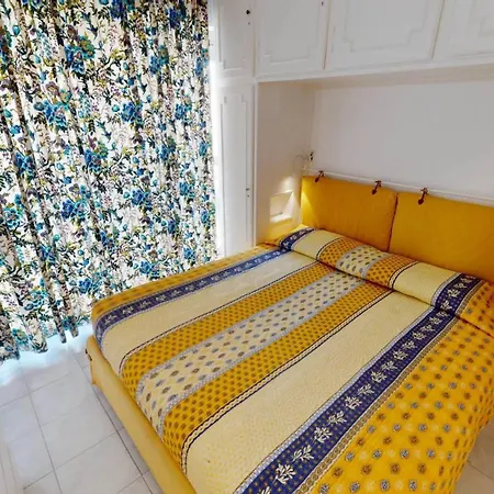 80e - Magnifique 3p Face Avec Terrasse Et Parking Apartmán Menton